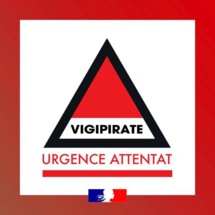 Le plan Vigipirate est rehaussé au niveau « urgence attentat » sur l’ensemble du territoire national. Le plan Vigipirate est rehaussé au niveau « urgence attentat » sur l’ensemble du territoire national.