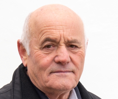 Francis JOUBERT - 2nd Adjoint, chargé des domaines agricoles, bâtiments et commerces Francis JOUBERT - 2nd Adjoint, chargé des domaines agricoles, bâtiments et commerces